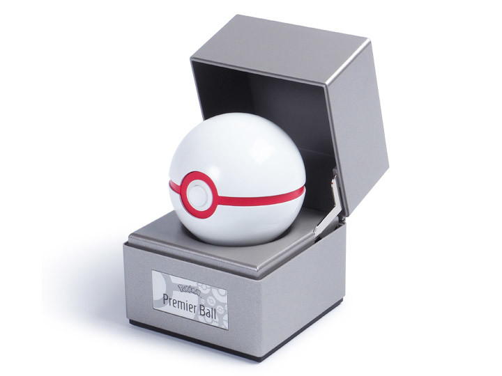 Pocket Monsters - Light-Up Figure - Replica - Premier Ball - 1/1 (The Wand Company)
