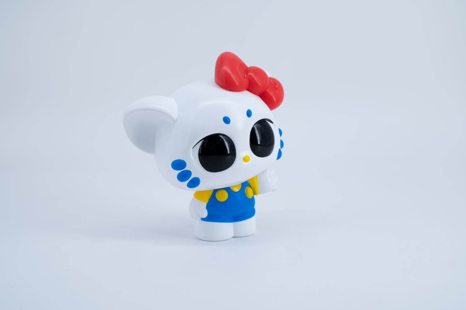 Hello Kitty - Hello Kitty RMX Project (Unbox Industries) photo 2