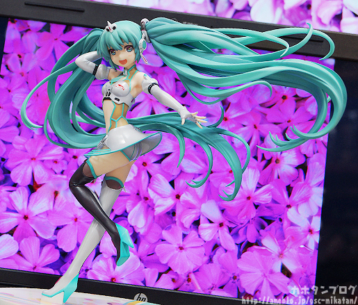 Good Smile Racing - Vocaloid - Hatsune Miku - 1/8 - Racing 2012 (Good Smile Company) photo 6