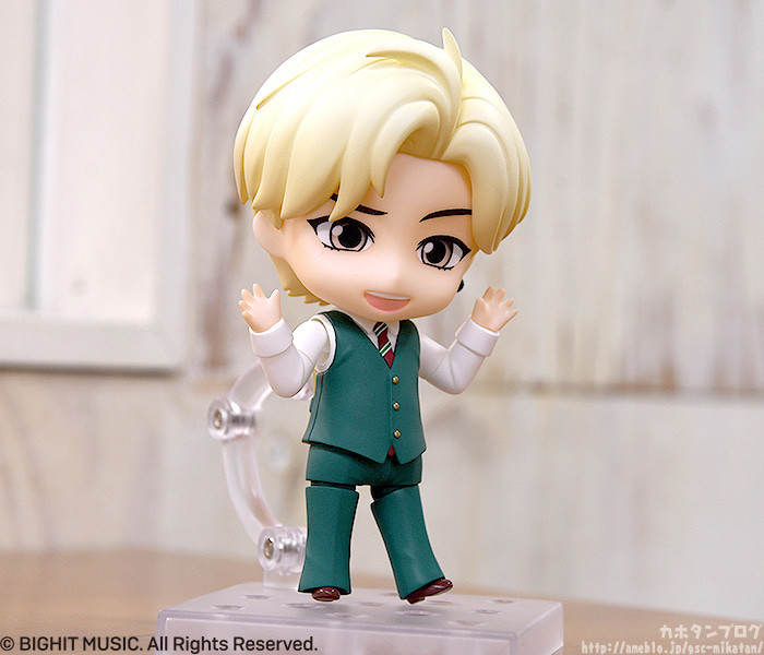 TinyTan - V - Nendoroid  (#1806) (Good Smile Company) photo 11