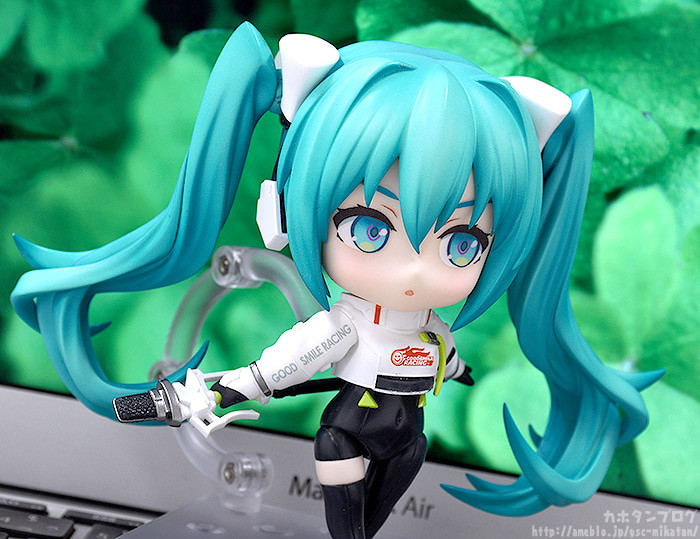 Good Smile Racing - Hatsune Miku - Nendoroid (#1839) - Racing 2022 Ver. (GOOD SMILE Racing) photo 3