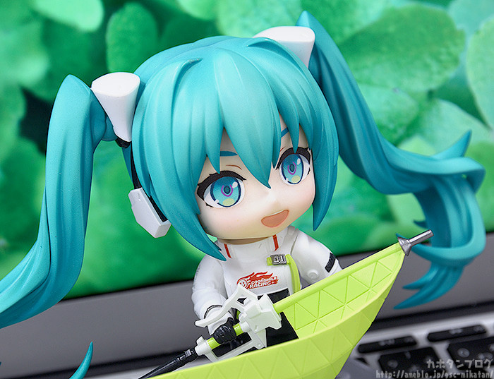 Good Smile Racing - Hatsune Miku - Nendoroid (#1839) - Racing 2022 Ver. (GOOD SMILE Racing) photo 13