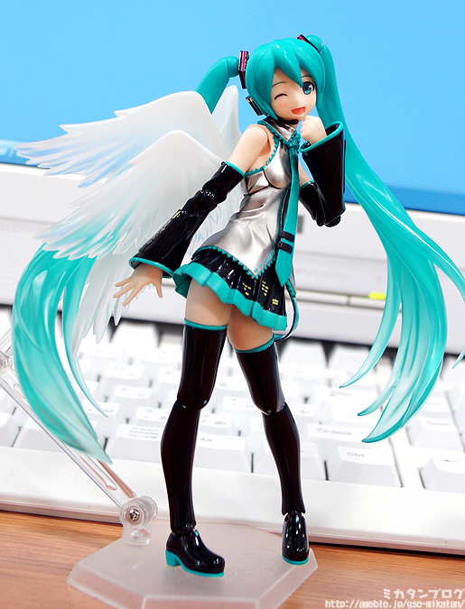 Vocaloid - Hatsune Miku - Figma (#200) - 2.0 (Max Factory) photo 9