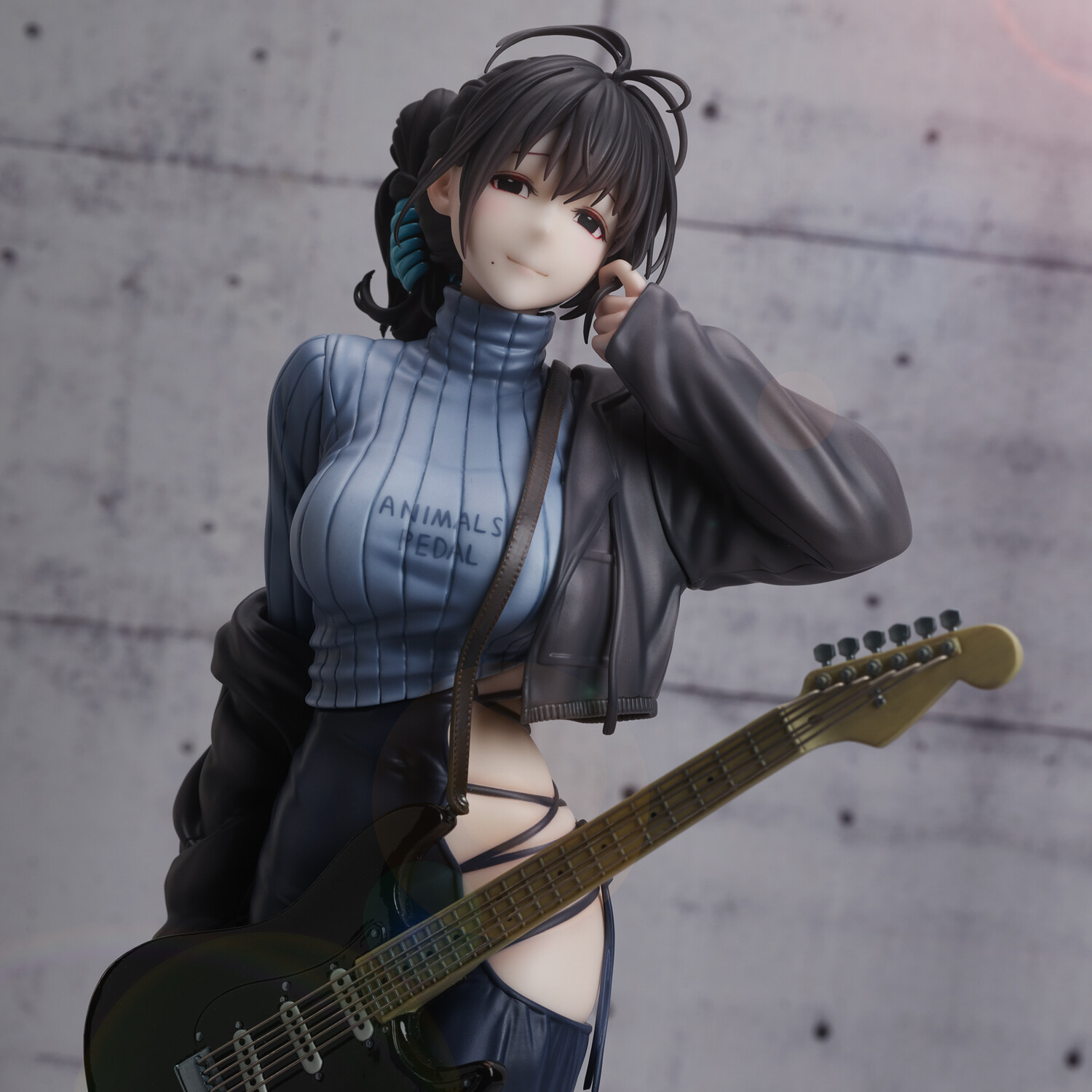 Original - Guitar MeiMei - Backless Dress (Union Creative International Ltd)