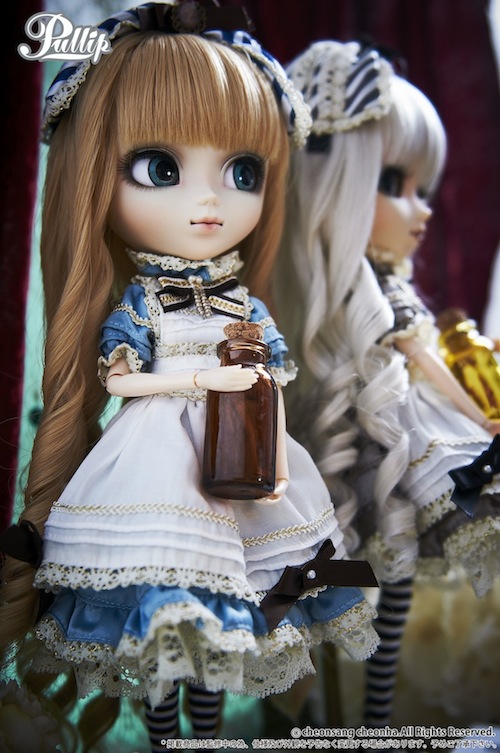 Pullip  (P-096) - Pullip (Line) - Classical Alice - 1/6 - Alice in Wonderland; Orthodox series (Groove)