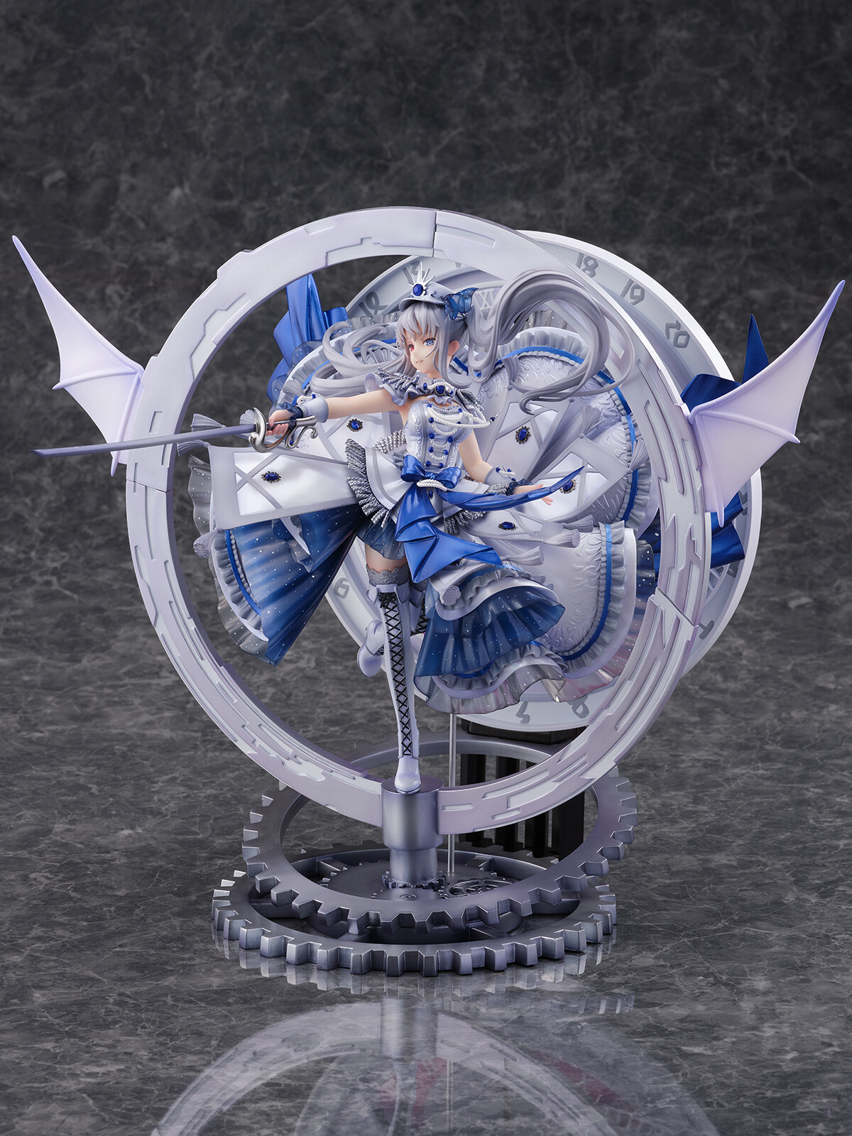 Date A Live Fragment: Date A Bullet - White Queen - Shibuya Scramble Figure - 1/7 - Royal Blue Sapphire Dress Ver. (eStream) photo 5