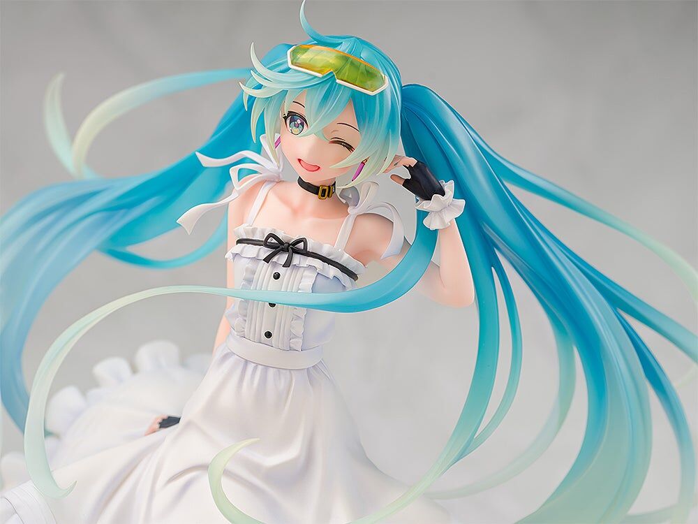 Good Smile Racing - Hatsune Miku - 1/7 - 2021 Vacation Style Ver. (Wonderful Works) photo 7