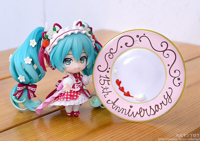Vocaloid - Hatsune Miku - Nendoroid  (#1939) - 15th Anniversary Ver. (Good Smile Company) photo 8