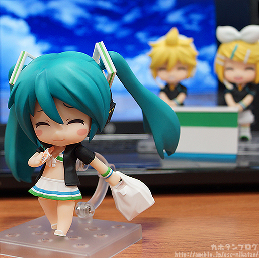 Vocaloid - Hachune Miku - Kagamine Len - HappyKuji - HappyKuji Hatsune Miku 2013 Summer ver. - Nendoroid (#341) - Family Mart 2013 ver. (Family Mart, Good Smile Company) photo 3