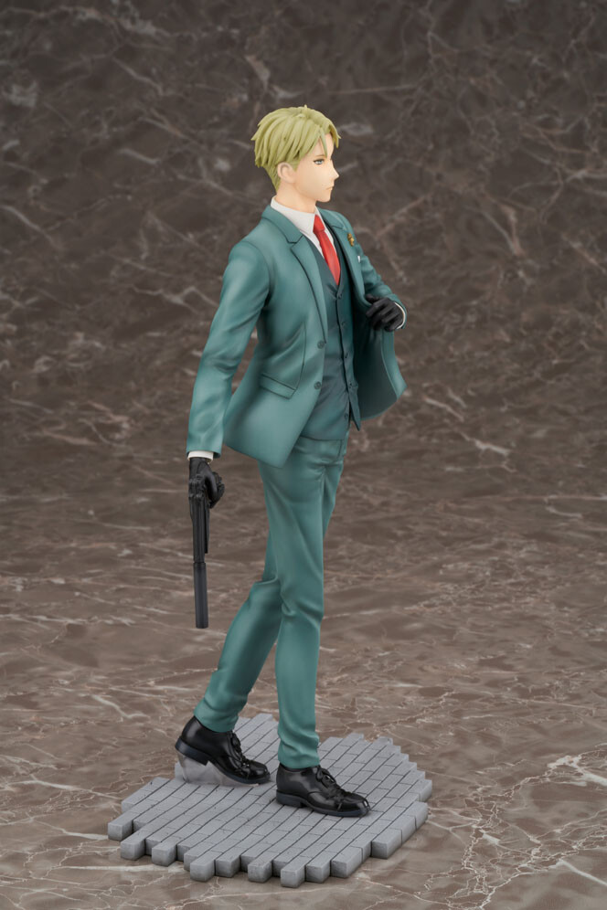 Spy × Family - Loid Forger - F:Nex - 1/7 (FuRyu) photo 7