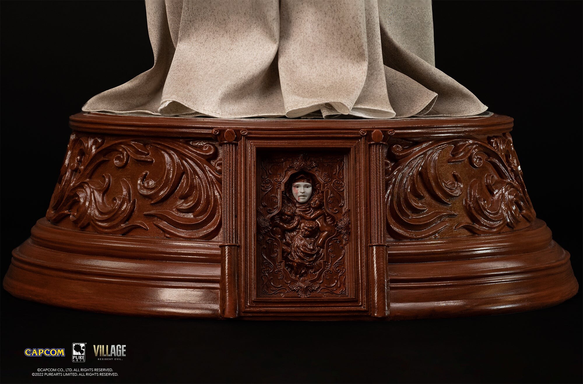 Biohazard Village - Alcina Dimitrescu - 1/4 (Pure Arts) photo 6
