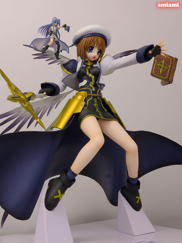 Mahou Shoujo Lyrical Nanoha StrikerS - Reinforce II - Yagami Hayate - 1/7 (Alter) photo 4