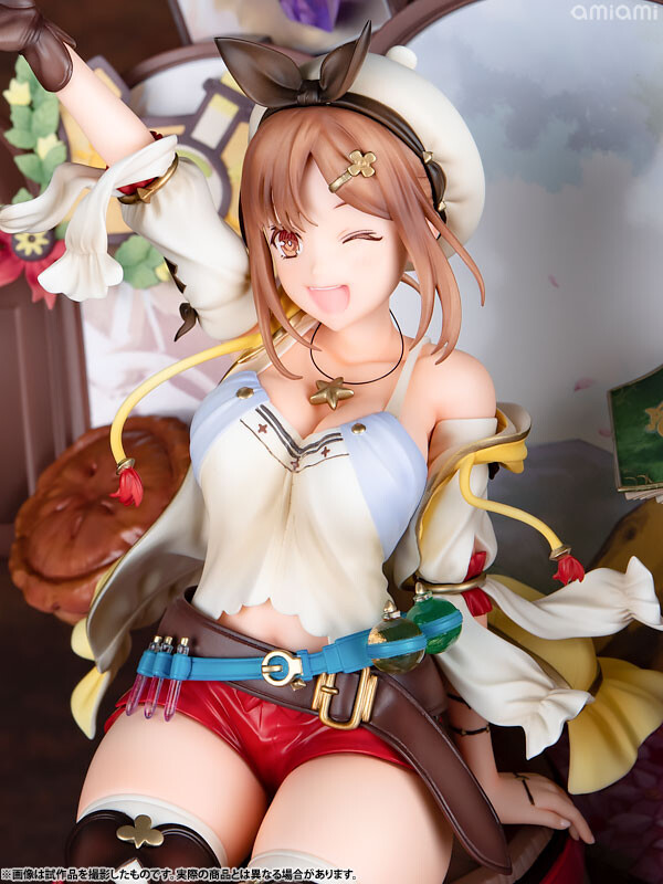 Atelier Ryza ~Tokoyami no Joou to Himitsu no Kakurega~ - Reisalin Stout - 1/7 - Atelier Series 25th Anniversary Ver., DX Edition (AmiAmi) photo 16