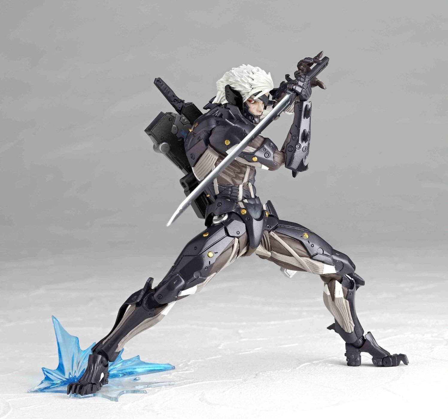 Metal Gear Rising: Revengeance - Raiden - Revoltech (#140) (Kaiyodo)
