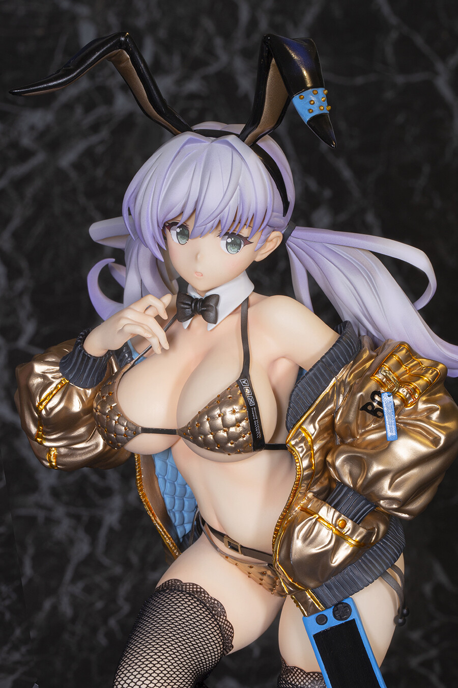 Original - Skytube - Usada Mimi - 1/6 - Gold ver. (Alphamax) photo 2