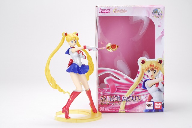 Bishoujo Senshi Sailor Moon - Sailor Moon - Figuarts ZERO - 1/8 (Bandai, Volks)