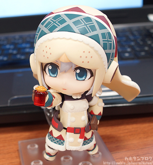 Monster Hunter 4 - Hunter - Otomo Airou - Nendoroid (#376) - Urku Armor ver., Full Action (Good Smile Company) photo 15