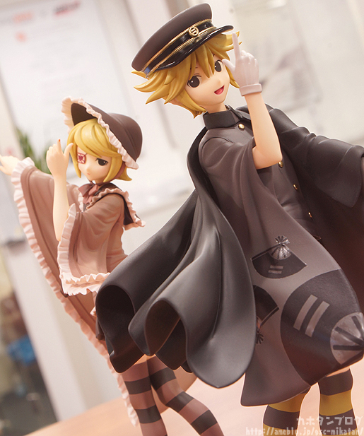 Vocaloid - Kagamine Len - 1/8 - Senbonzakura (FREEing)