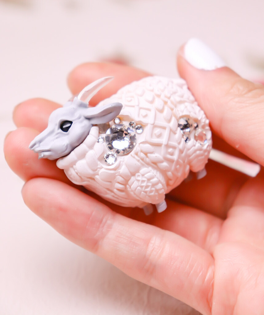 Original - Born from Fingertips - Mofumofu, Kirakira, Kemono no Katachi (Obstetrician M) photo 2
