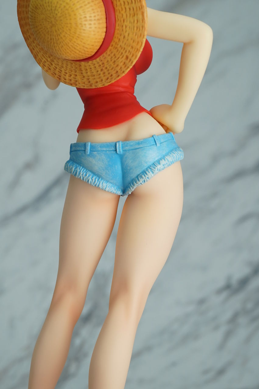 One Piece - Nami - Excellent Model - Portrait Of Pirates Limited Edition - 1/8 - MUGIWARA Ver. (MegaHouse)