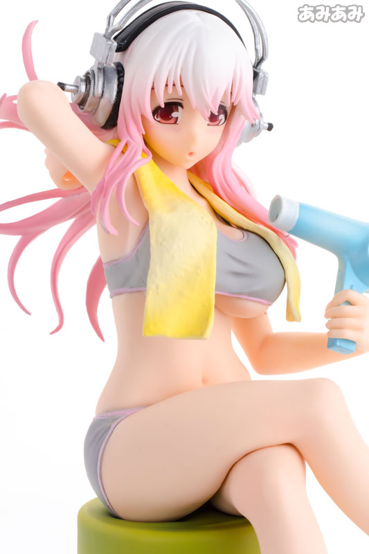 SoniComi (Super Sonico) - Sonico - Seikatsu Micchaku Shuzai Special Figure - -After Taking Bath- (FuRyu) photo 8