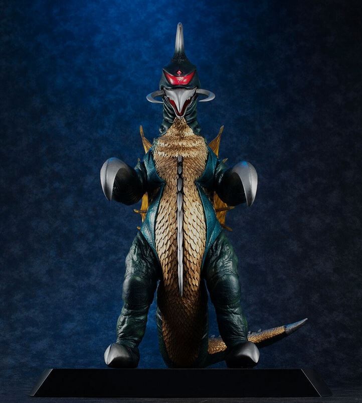 Gojira vs. Gigan - Gigan - UA Monsters (MegaHouse) photo 2