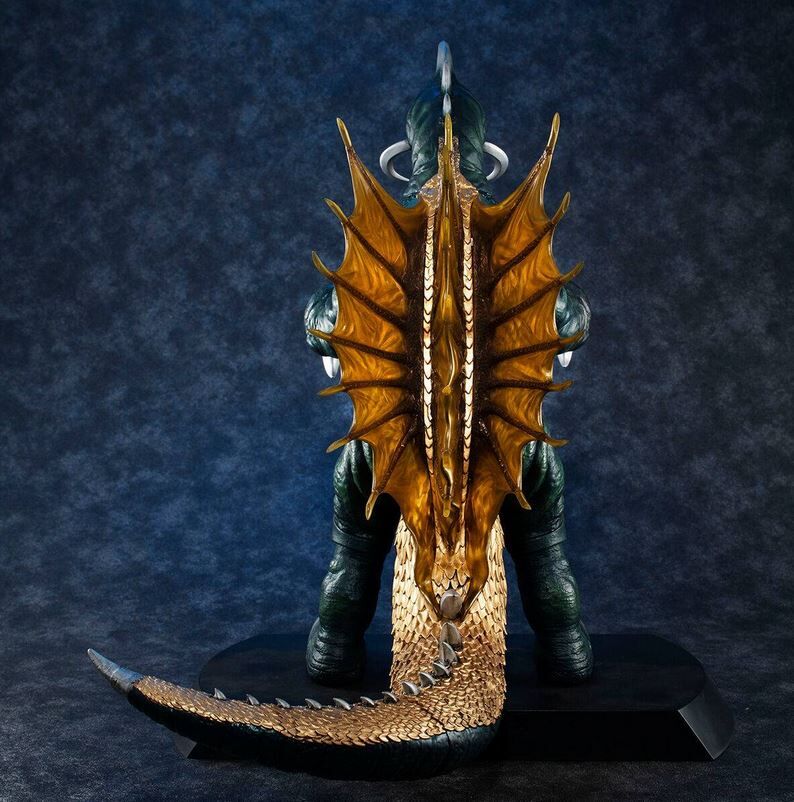 Gojira vs. Gigan - Gigan - UA Monsters (MegaHouse) photo 5