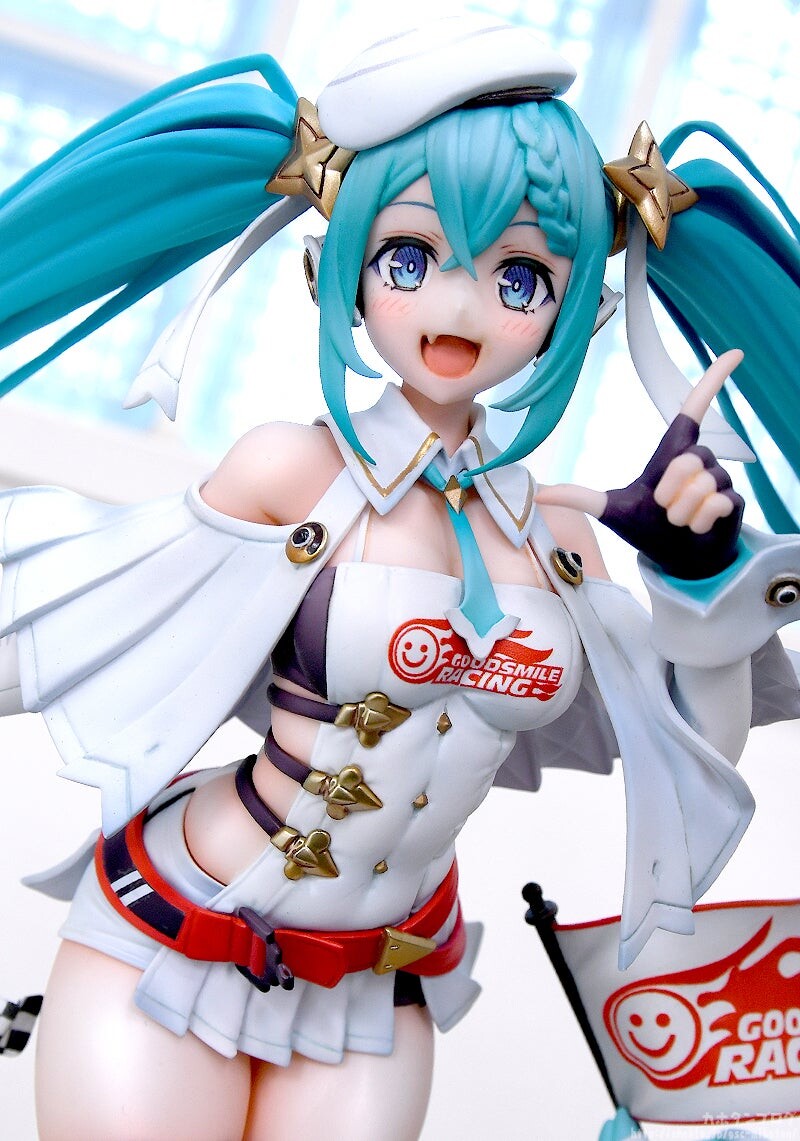 Good Smile Racing - Hatsune Miku - 1/7 - Racing 2023 Ver. (Good Smile Company) photo 3