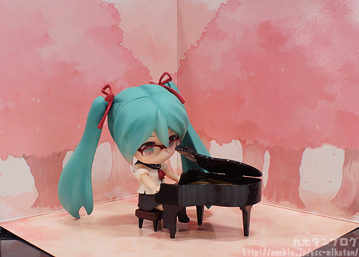 Vocaloid - Hatsune Miku - Good Smile Kuji - Good Smile Kuji "Hatsune Miku 2014 Spring Ver." - Nendoroid  (#381a) - School Uniform ver. (Good Smile Company) photo 4