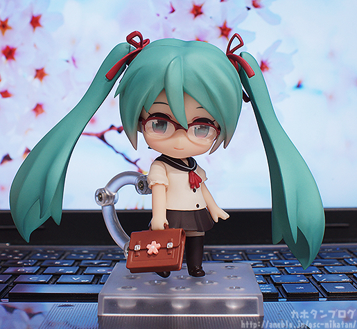 Vocaloid - Hatsune Miku - Good Smile Kuji - Good Smile Kuji "Hatsune Miku 2014 Spring Ver." - Nendoroid  (#381a) - School Uniform ver. (Good Smile Company) photo 10