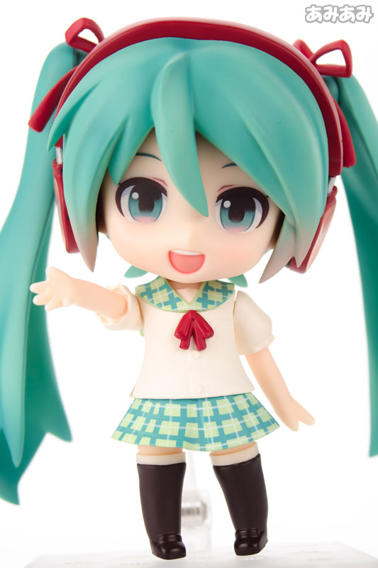 Vocaloid - Hatsune Miku - Good Smile Kuji - Good Smile Kuji "Hatsune Miku 2014 Spring Ver." - Nendoroid  (#381b) - School Uniform ver., Special Color (Good Smile Company) photo 17