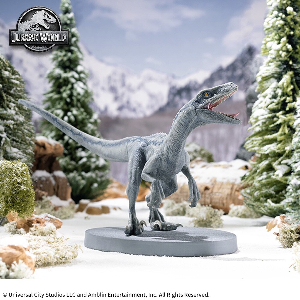 Jurassic World - Blue - Luminasta (SEGA) photo 3