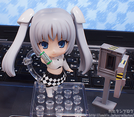 Miss Monochrome - Ruu-chan - Nendoroid  (#406-a) (Good Smile Company) photo 3