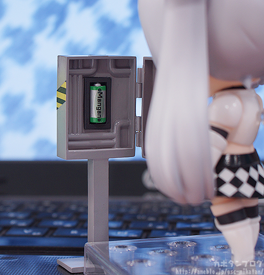 Miss Monochrome - Ruu-chan - Nendoroid  (#406-a) (Good Smile Company) photo 31