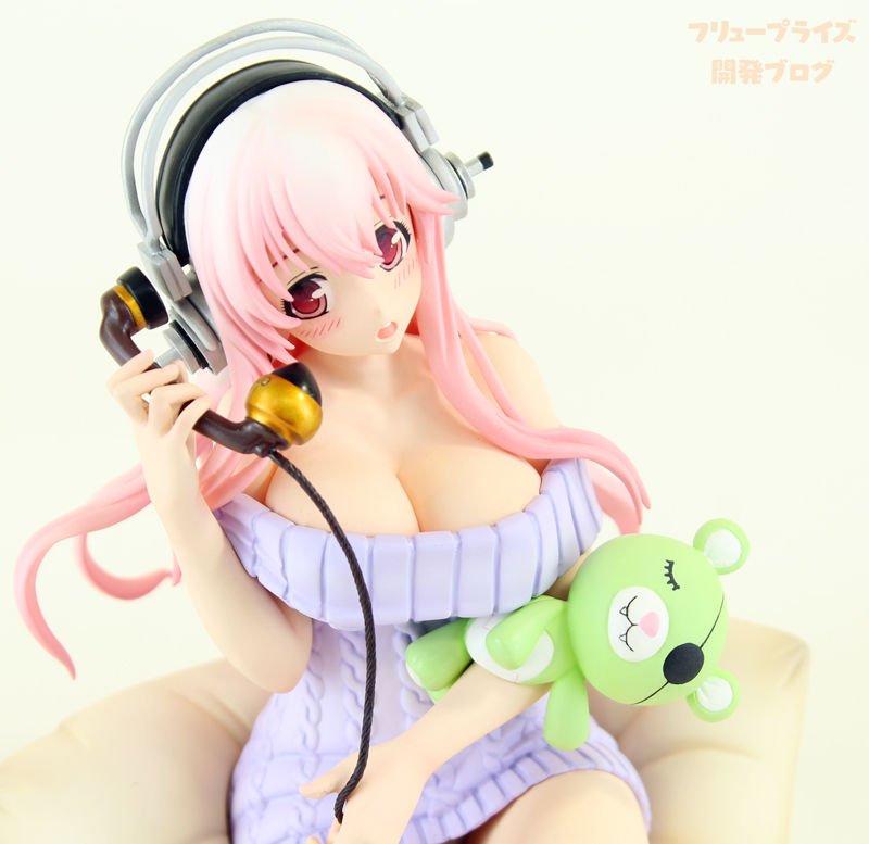 SoniComi (Super Sonico) - Sonico - Seikatsu Micchaku Shuzai Special Figure - Chatting Time ver. (FuRyu)