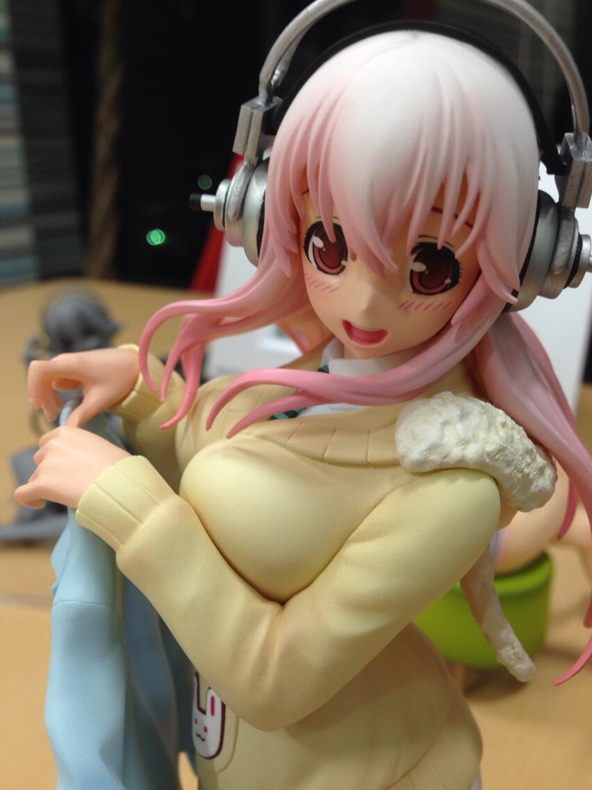 SoniComi (Super Sonico) - Sonico - Seikatsu Micchaku Shuzai Special Figure - Clothes Changing Time ver. (FuRyu)