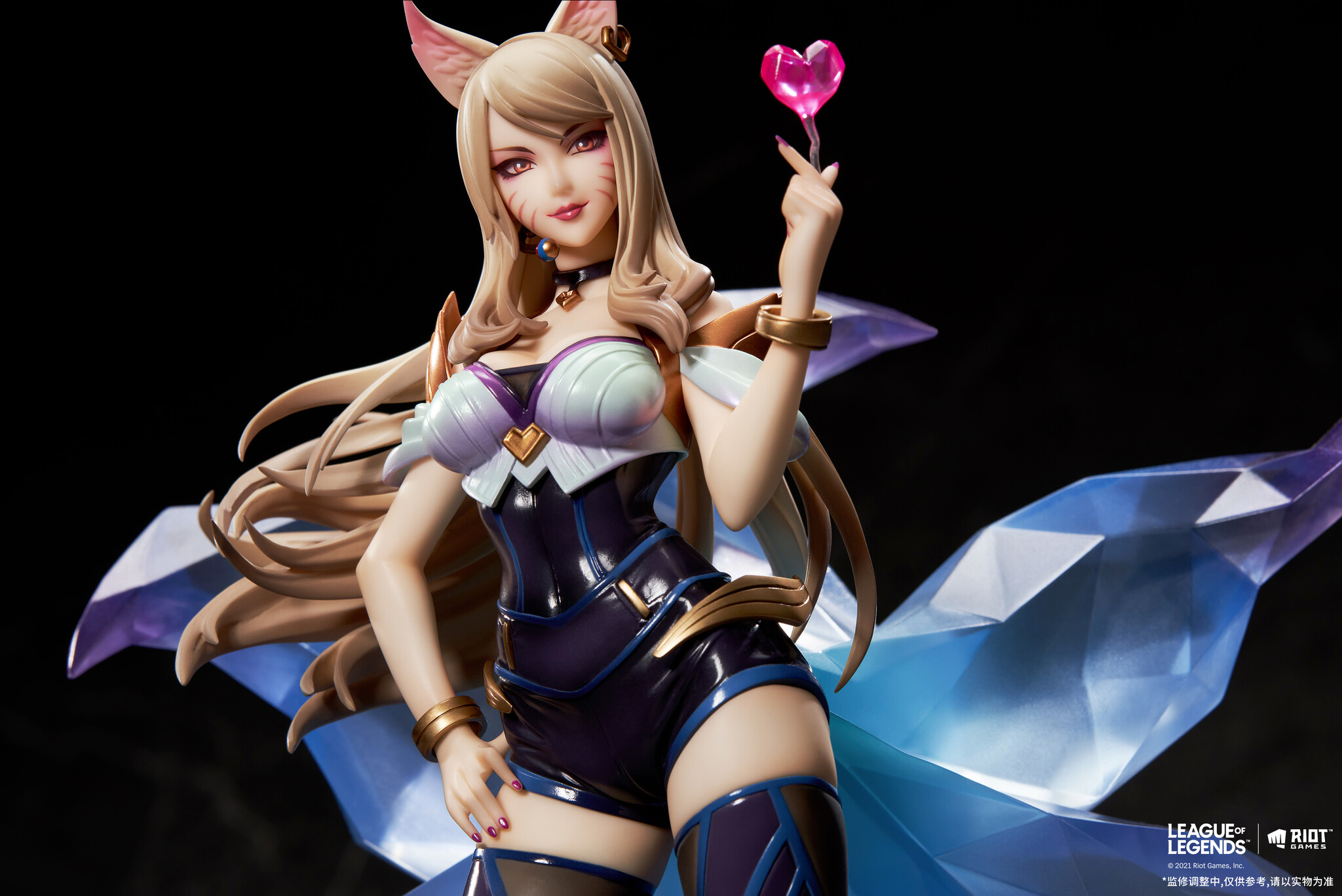 League of Legends - Ahri - 1/7 - K/DA (Apex Innovation) photo 6