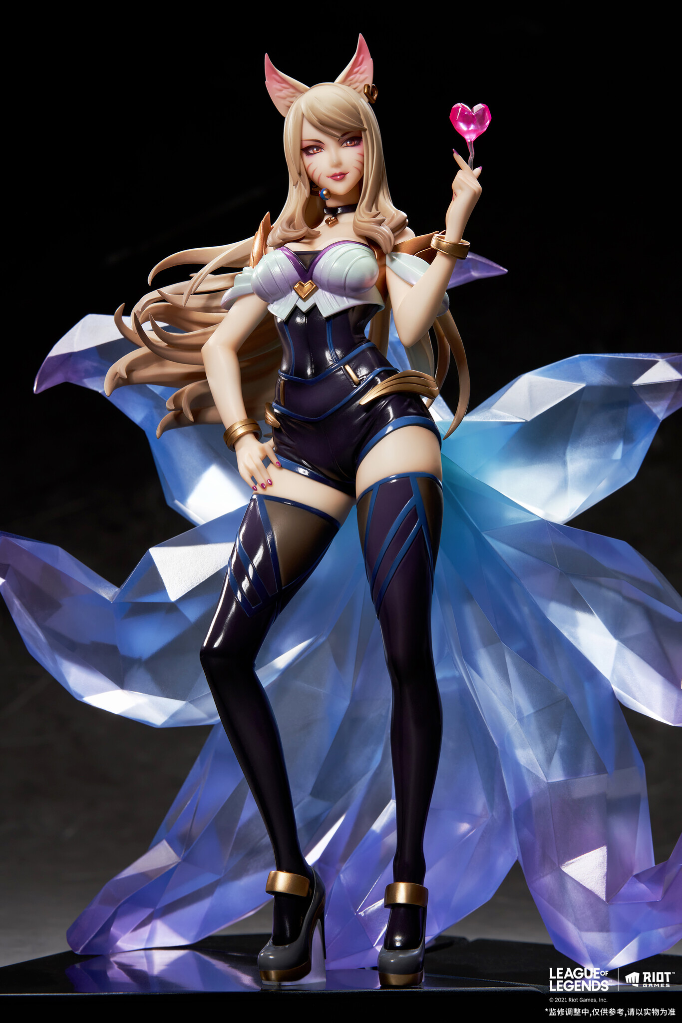 League of Legends - Ahri - 1/7 - K/DA (Apex Innovation) photo 7