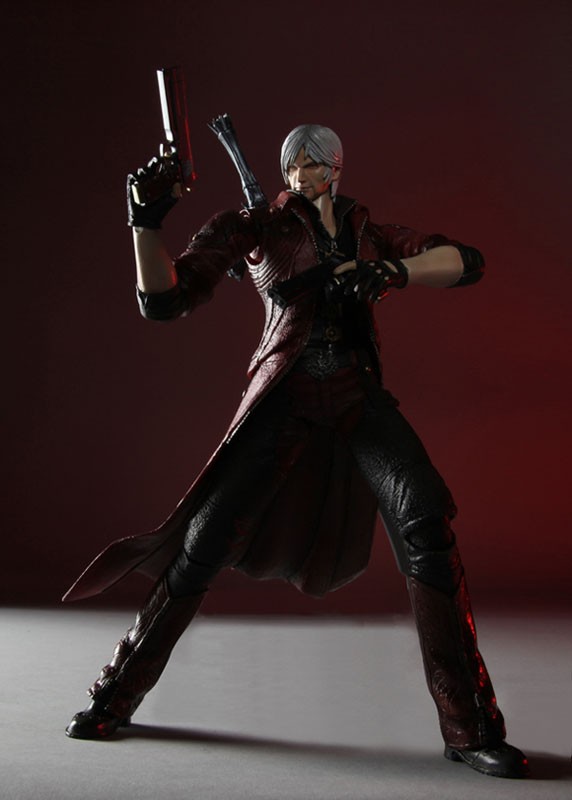 Devil May Cry 4 - Dante - Play Arts Kai (Square Enix) photo 6