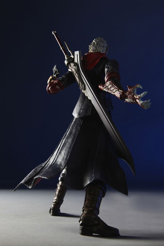 Devil May Cry 4 - Nero - Play Arts Kai (Square Enix) photo 8