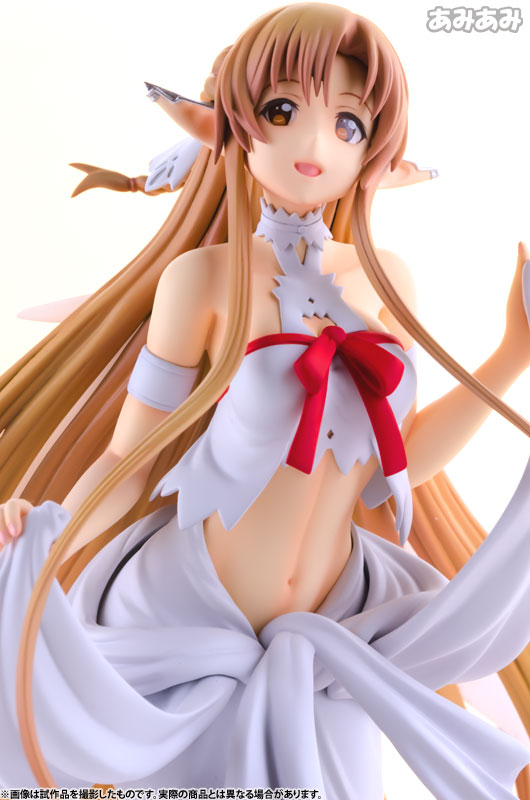 Sword Art Online - Asuna - 1/7 - Titania ver. (PLUM)