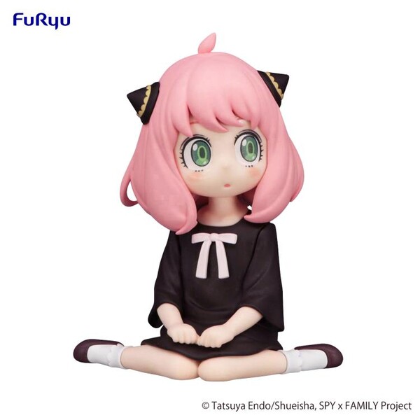 Spy × Family - Anya Forger - Noodle Stopper Figure - Sitting on the Floor (FuRyu)