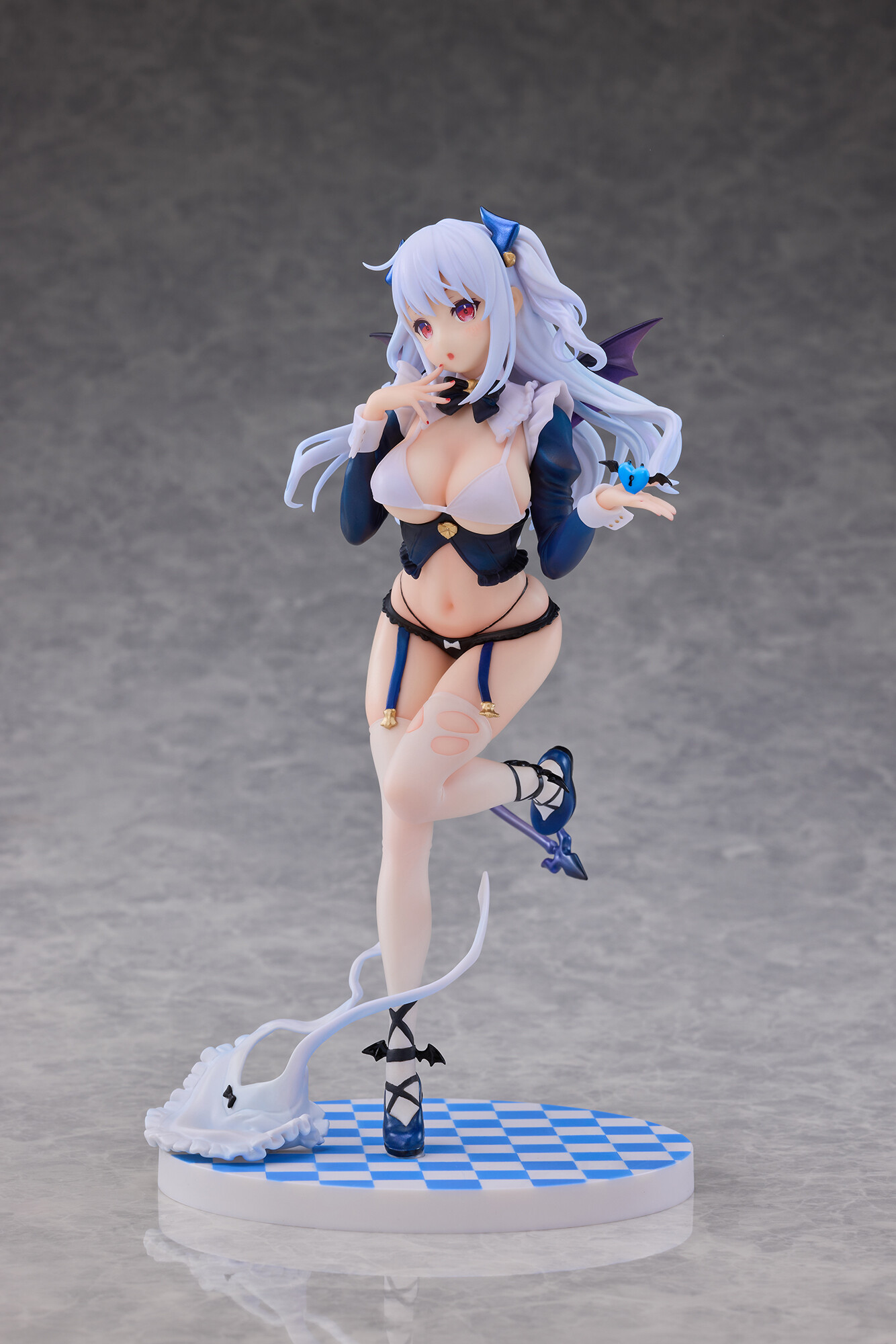 Original - Liliya - 1/7 - Classical Blue Style (DCTer) photo 4