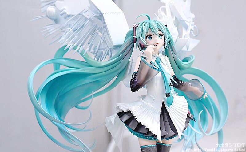 Vocaloid - Hatsune Miku - 1/7 - Happy 16th Birthday Ver. (Good Smile Company) photo 11