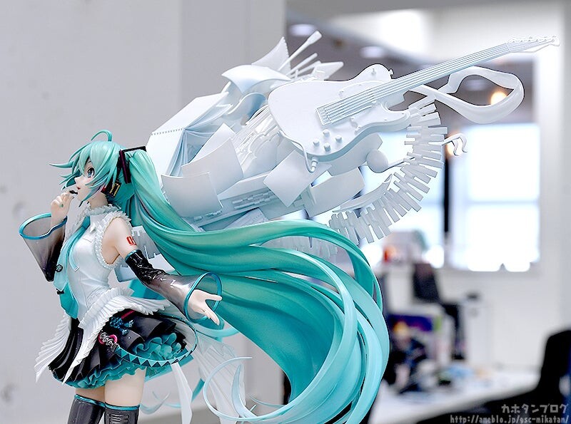 Vocaloid - Hatsune Miku - 1/7 - Happy 16th Birthday Ver. (Good Smile Company) photo 16
