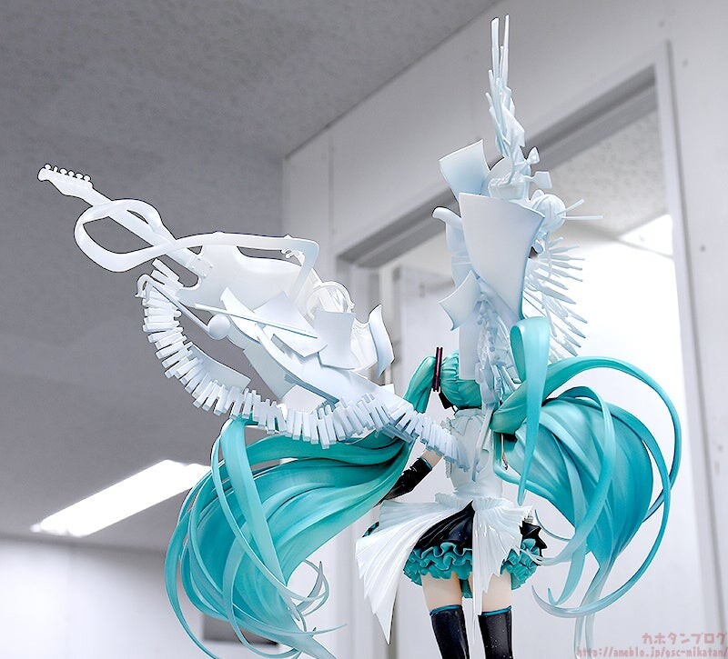 Vocaloid - Hatsune Miku - 1/7 - Happy 16th Birthday Ver. (Good Smile Company) photo 19