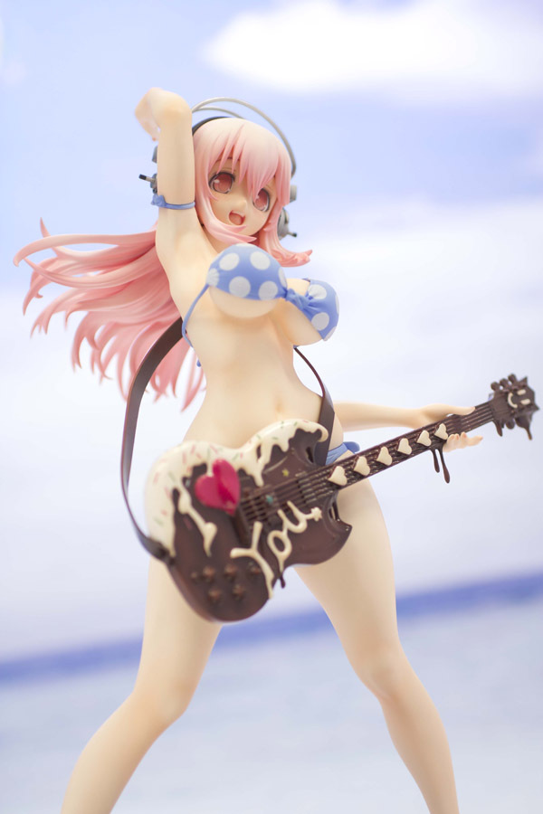 SoniComi (Super Sonico) - Sonico - 1/6 - Rock 'n' Roll Valentine (Sentinel, Wing) photo 25