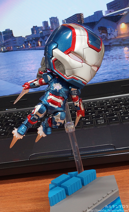 Iron Man 3 - Iron Patriot - Nendoroid  (#392) - Hero's Edition (Good Smile Company) photo 9