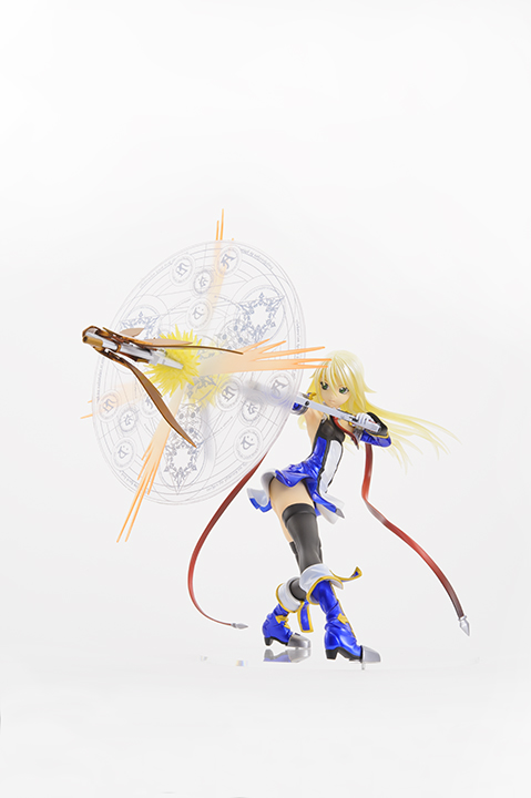 BlazBlue: Calamity Trigger - Queen's Gate - Noel Vermillion - 1/8 - Distortion Drive Mode (Amakuni, Hobby Japan) photo 3