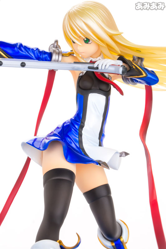 BlazBlue: Calamity Trigger - Queen's Gate - Noel Vermillion - 1/8 - Distortion Drive Mode (Amakuni, Hobby Japan) photo 18